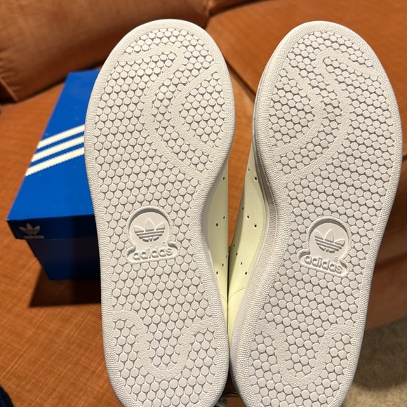 Adidas Stan Smith Size 7 NIB - Picture 4 of 5